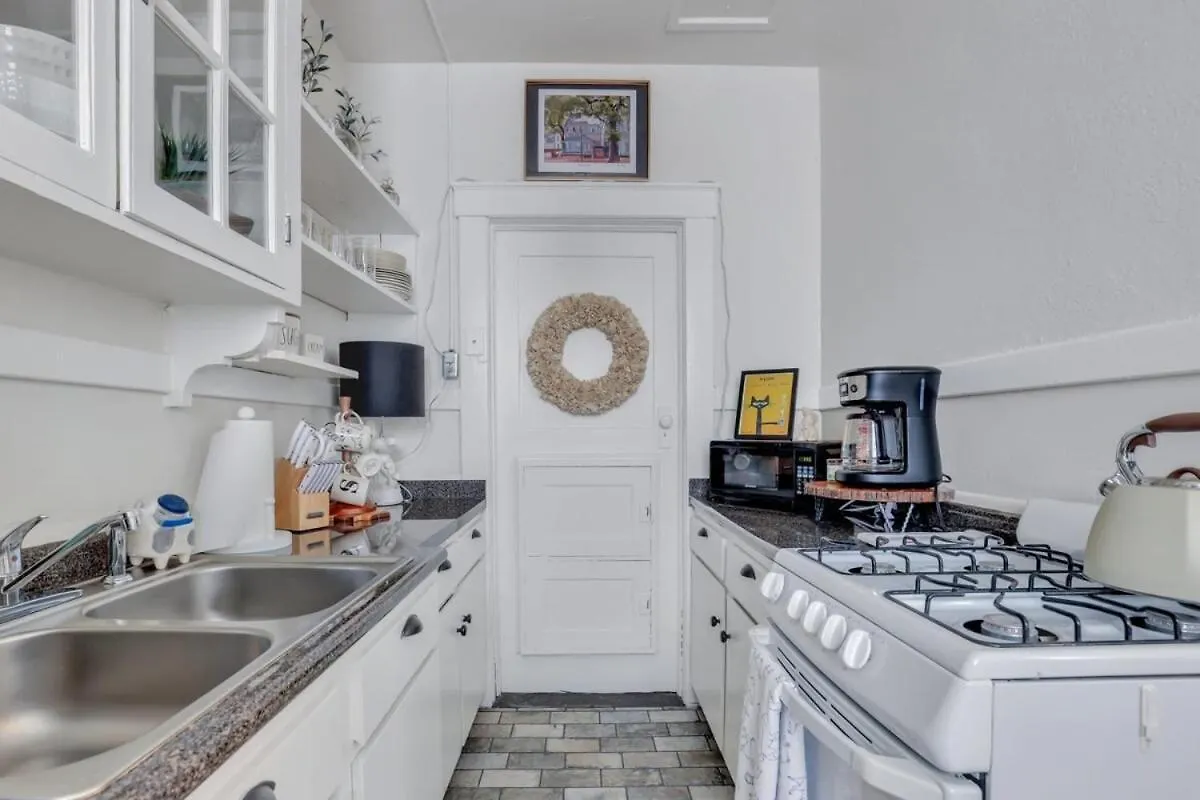 Southern Belle On Oglethorpe Square Savannah Holiday home