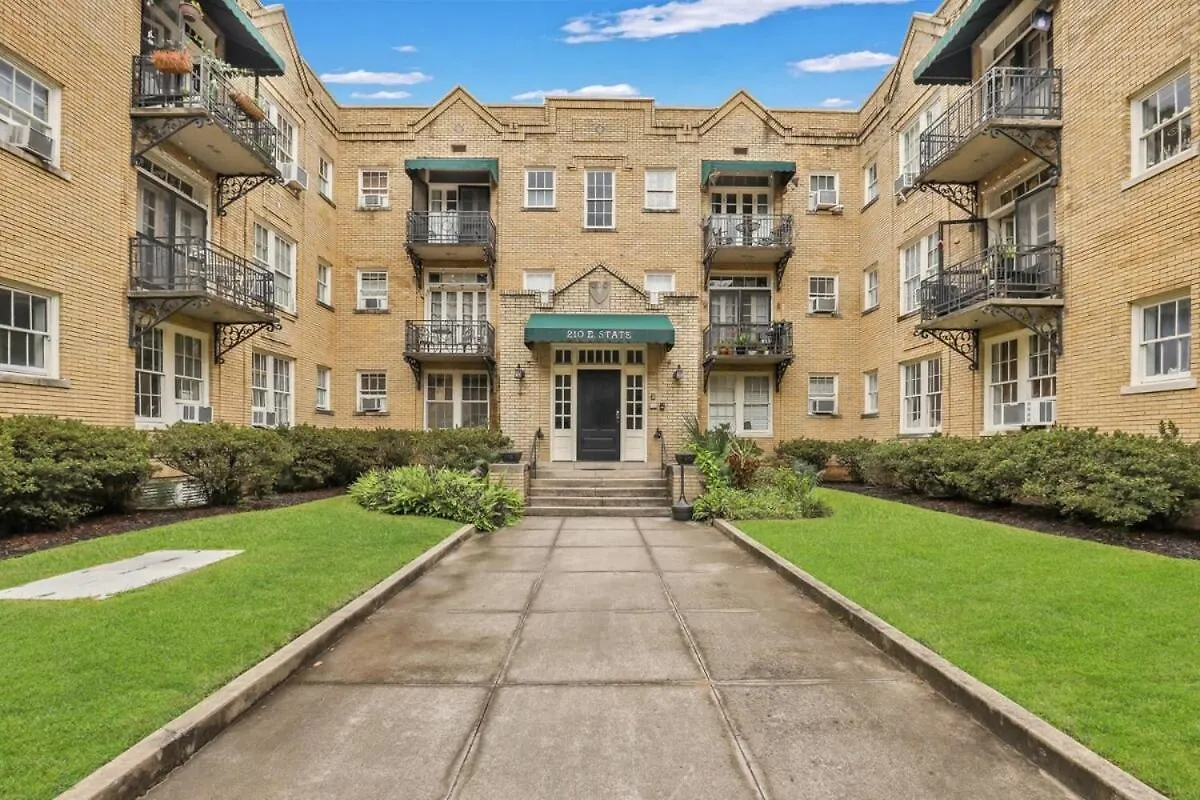 Southern Belle On Oglethorpe Square Savannah 0*,  United States